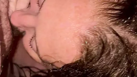 Rothaarige heiße ehefrau blowjob in der dusche aber