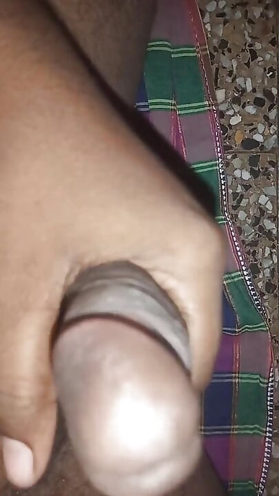 Japoński gej na zewnątrz masterbate z wielką dziurą analną jebanie