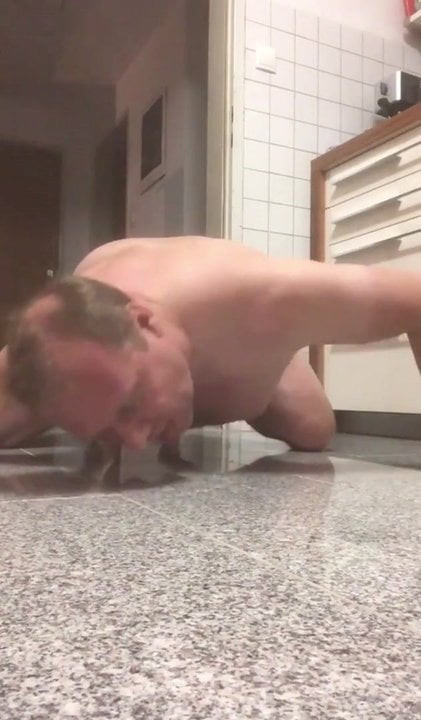 Thomas Schuler licking piss