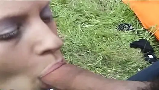 Big Omars britische abenteuer: Rear End Camping (2002)