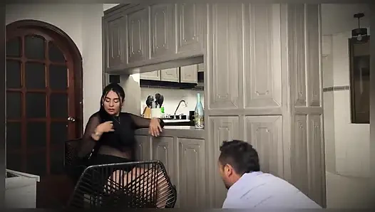 En İyi Arkadaşımın Kocasıyla Mutfakta Seks Yapıyorum Melany Latina