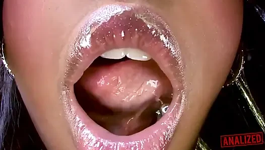 Analiz edildi - Jada Fire, Chelsie Rae ve Flower Tucci Oil vahşi anal üçlü grup seks yapıyor