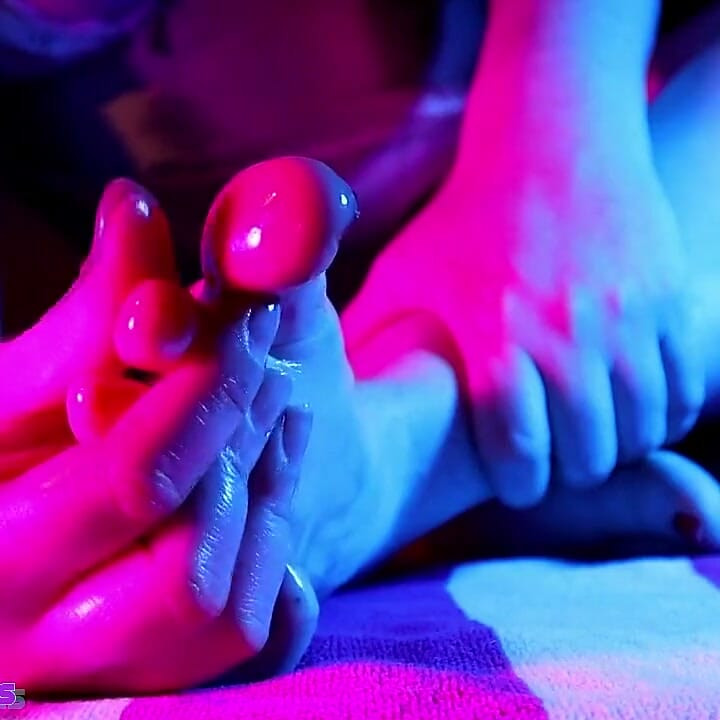 Birthday Toes