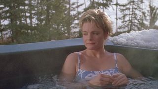 Erika eleniak, monika schnarre - snowbound (2001)