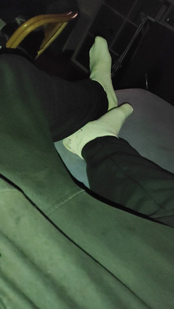 DJ-Bro im Bett mal wieder geil. I am Just allways horny!DirTyJunkBro
