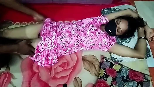 Полуночная настоящая сводная сестра наслаждается сексом с мужем сводной сестры
