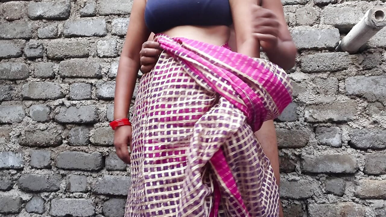 18 year old salni soni ji ko fuking Hot boobs dog position