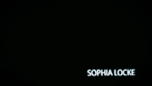 Riesentitten sophia locke hofft, dass ihre qual ein ende hat