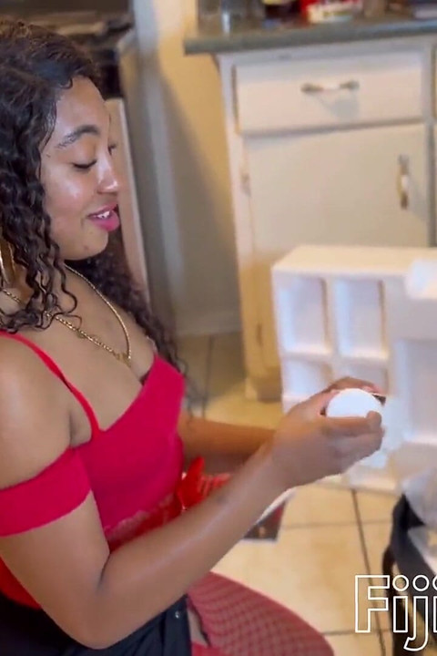 Prawda czy wyzwanie, czy pieprzysz mnie są moją lalką Candice Thx do Tantaly użyć Kod Fidżii, aby uzyskać 12%