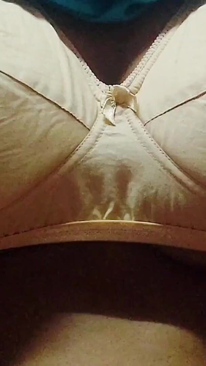 Desi Indian village love marriage couple sex | Clip 1