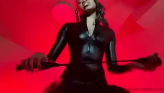 Knall deine eier und iss es - ebenholz-domina-göttin rosie reed, CBT und spermafressende anleitung dominanz pOV - Standard Definition