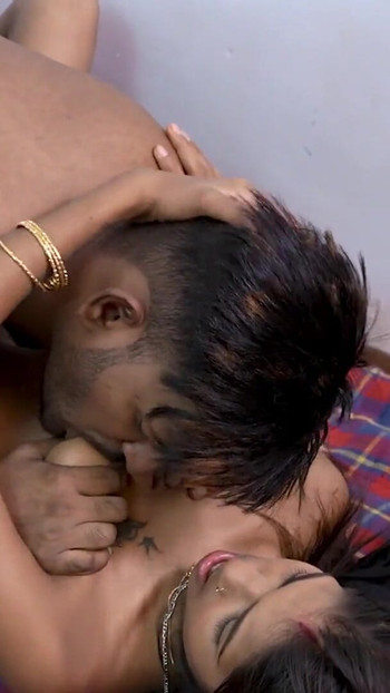 Felkelés után megbasztam a feleségem húgát | Klip 1