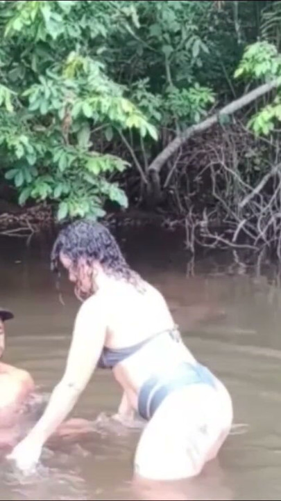 Valentine's casl bathing in dam on farm | Clip 1