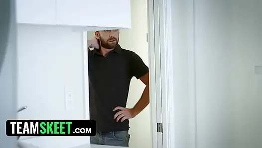 Gingerpatch - ateşli küçük kızıl miley cole babasına olan borcunu ödüyor