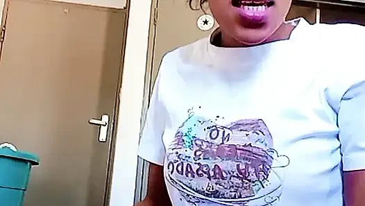 Tarian seksi menikmati harimu aku mencintaimu