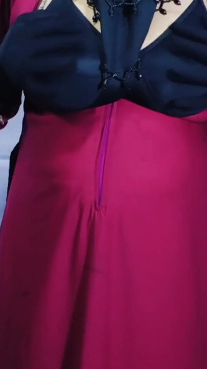 Indian Muslim Hijabi Beautiful Housewife porn - clear Hindi | Clip 1