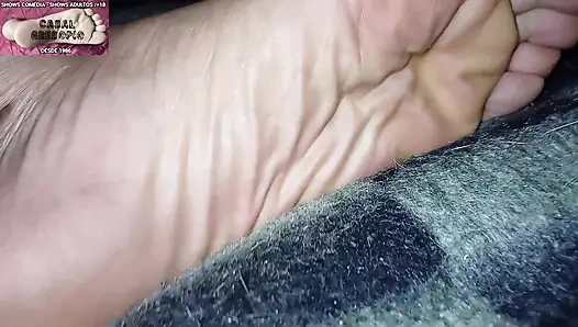 Worshipping the feet of Gresopio 5