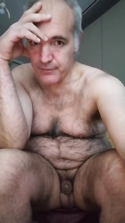 Je me branle la bite le 2 novembre