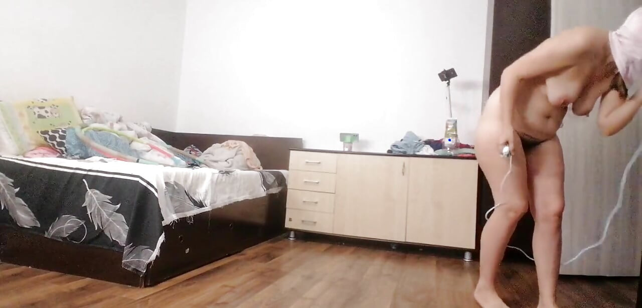 Sexy Wife Workout at Home Naked