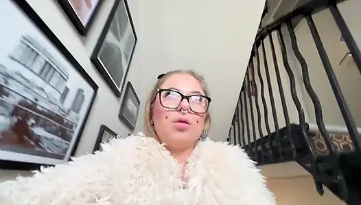 Sandie Candy Cumwalk