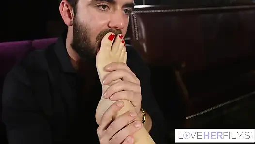 Naomi Swann And Elsa Jean Date Night Threesome