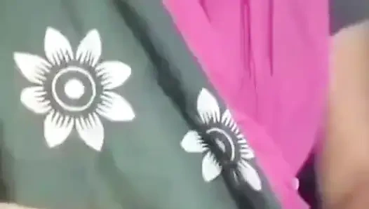 Desi dildo in der muschi