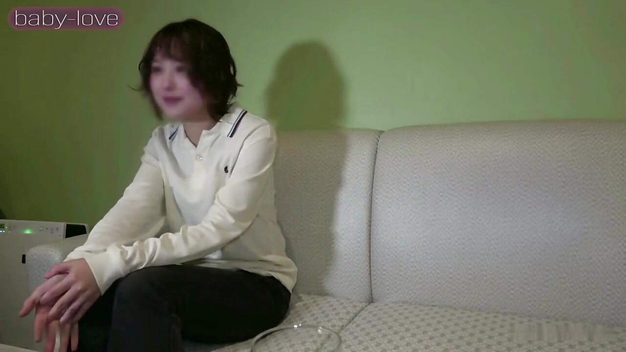 링고를 위한 특별한 선물. 가족을 시작하기 위한 젊은 마누라의 특이한 여정.1차