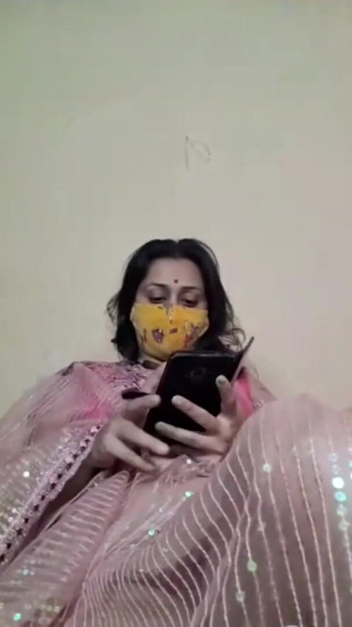 Step Mom k sath step son ki chodai Indian real step mom Sun enjoy sex in bathroom blowjob doggy style | Clip 2