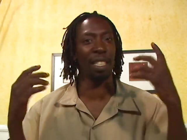 Armăsar asiatic și negru