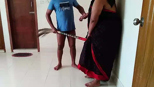 Stranger porn video – Desi Mosi Ko Jabardast Chudai jab usi Gar jadu lagatahua