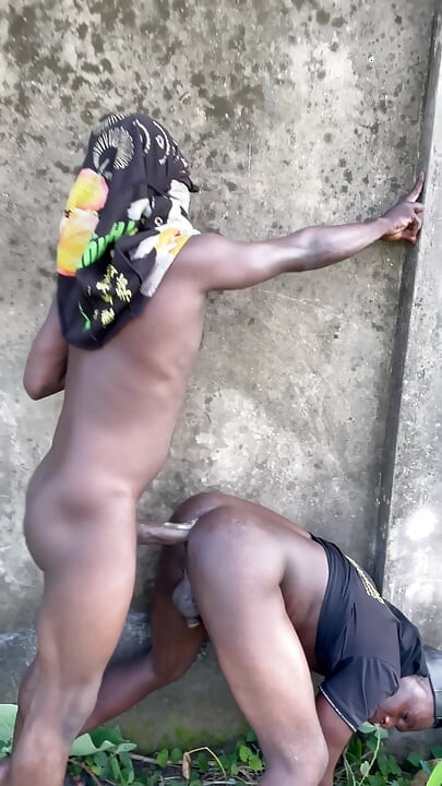 Outdoor barback fuck
