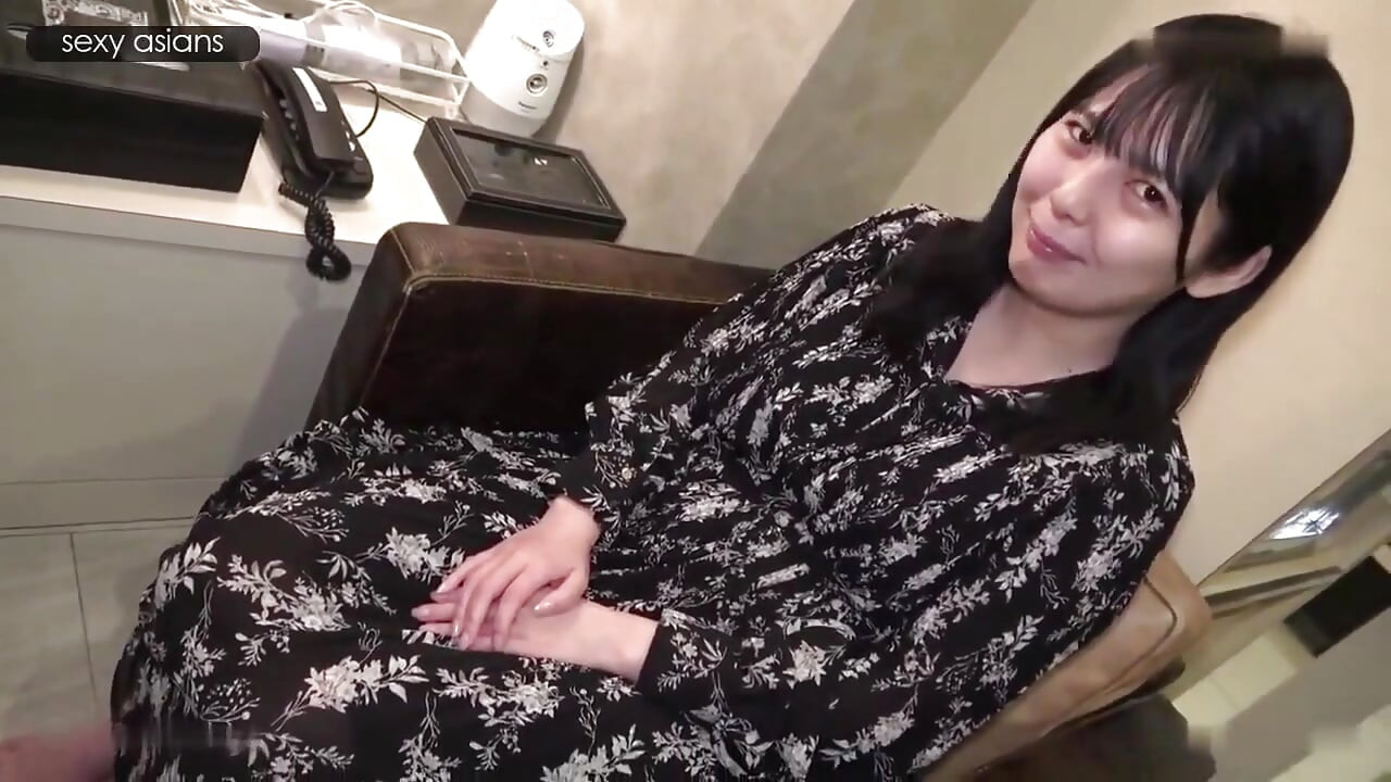 秘密：她永遠不能告訴男友禁忌的外遇，她無法擺脫無碼內射