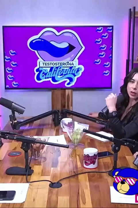 Obrolan cabul sama 5 cewek latina hot yang saling berbagi fantasi mereka.