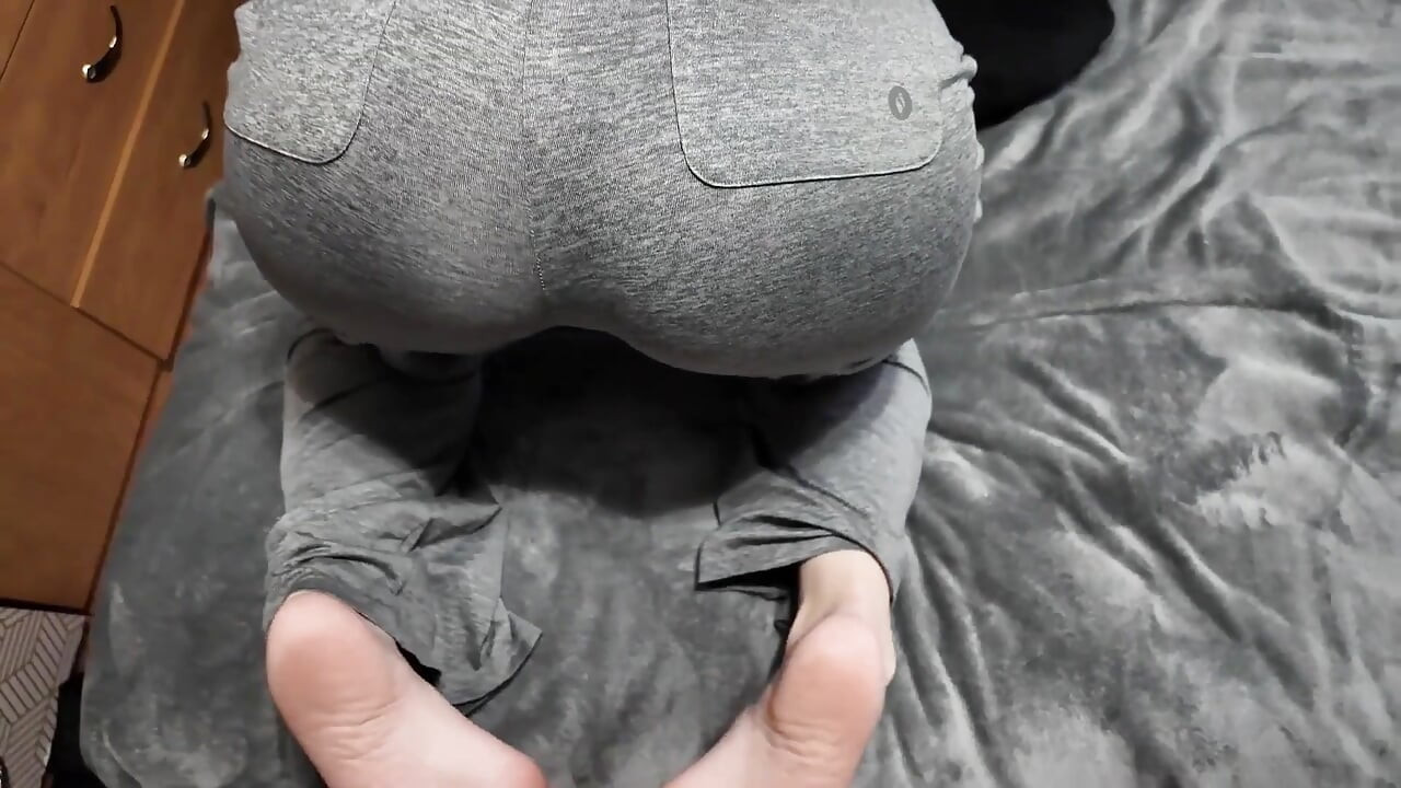 College Girl Dorm Room Ass Worship