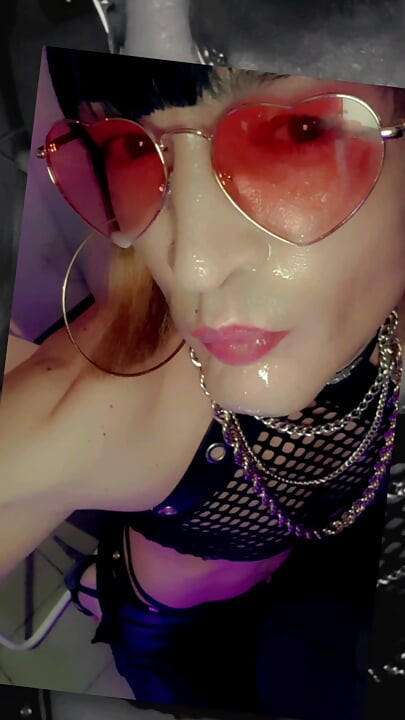 Vanessabitchx Gives a Big to a Fan. Her 1st Porn & Her 1st Facial august