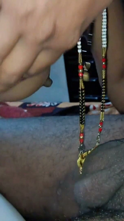 Indian Bhabhi sucking Brother in law big dick till cum in her mouth yummy ! | Clip 3
