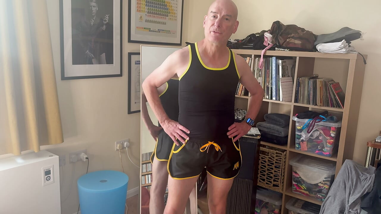 80's Booty short Try-on