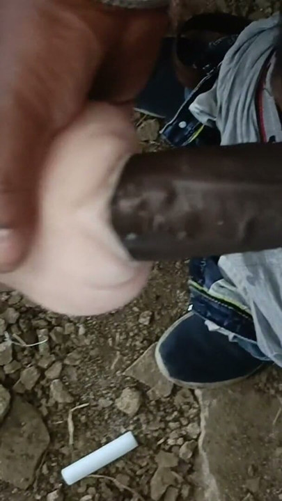 La chatte de poche de 6 pouces est très petite pour moi ma taille de grosse bite noire est de 9 pouces kartik grosse bite noire | Clip 1