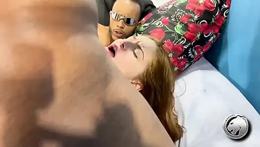 Meck ve ben başka bir 3 delikli periyi paylaştık