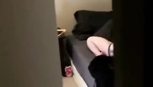 Roommate Filmed Me Pillowhumping!