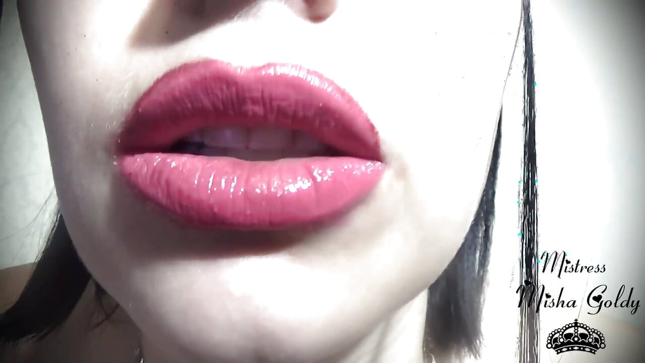 핑크 골든 립 글로시 페티쉬와 숭배