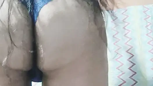 MILF Mature big ass stepmom looking for someone to fuck her