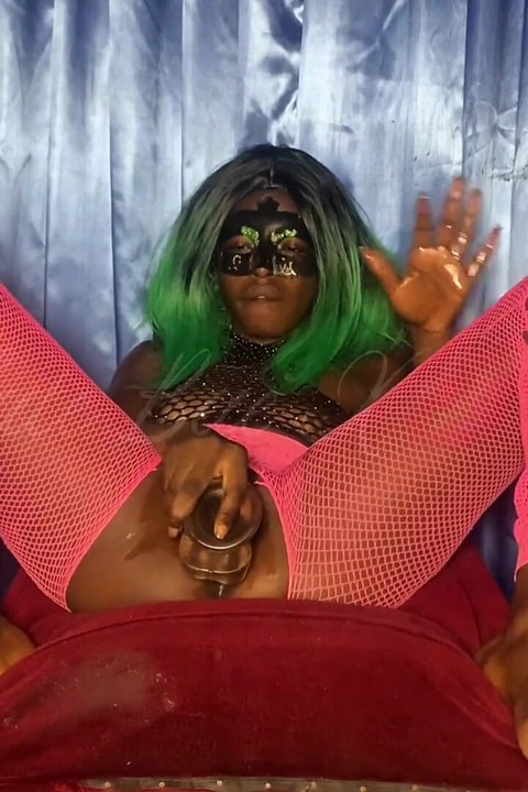 Rubbing My Juicy Twat for You Stepdaddy!!