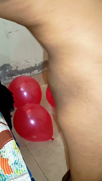 INDIAN HOT GIRLFRIEND KO ROOM MAIN STANDING POSITION MAIN CHODA | Clip 1