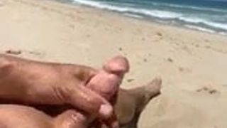 Szarpanie na plaży