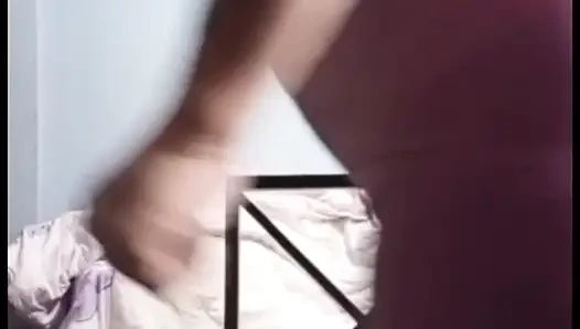 Big ass shaking and hairy pussy squirting