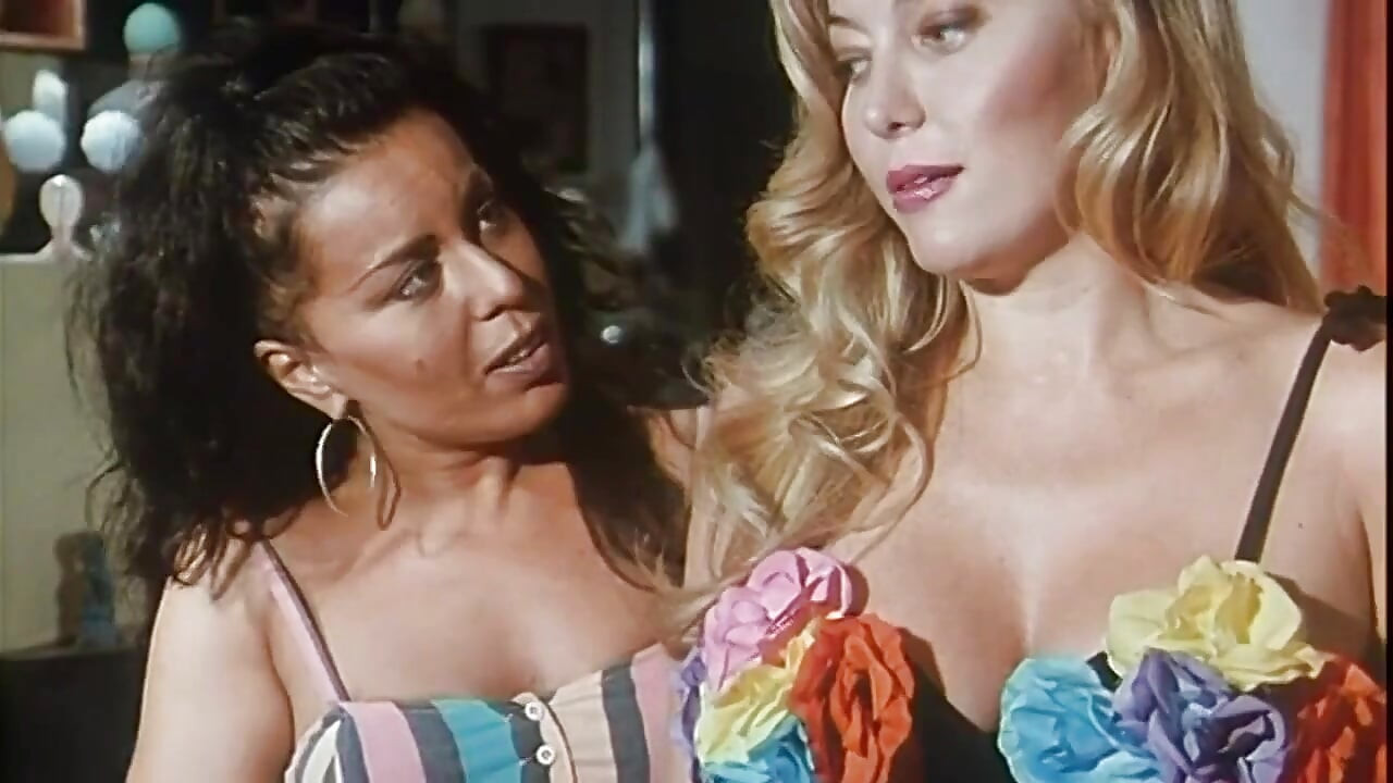 Two vintage sluts lick each other