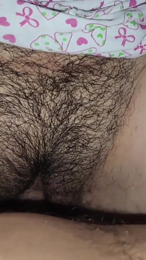 Xxx this is what my stepsister's big hairy pussy looks like it's really very big, impressive | Clip 1