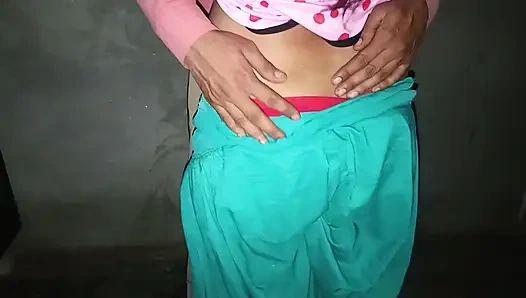 Я жестко трахаю мою сводную сестру, моя мачеха удивлена! Индийская сводная сестра и сводный брат XVIdeos