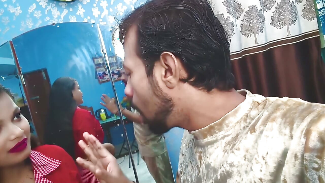 Mai school jaane ke liye ready ho rhi thi tabhi sautela bhaiya ne jabbardasti karke chod diya